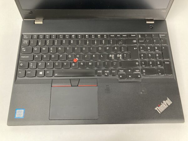 Lenovo ThinkPad P52s - Image 4