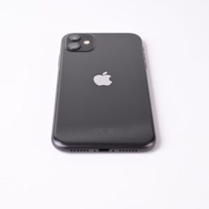 Apple-iPhone-11-Crni