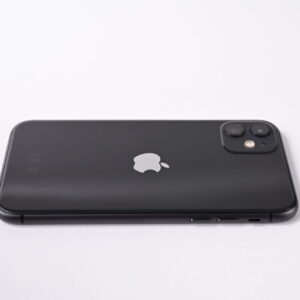Apple-iPhone-11-Crni