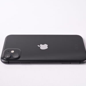 Apple-iPhone-11-Crni