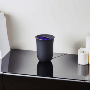 Wireless punjac sa UV zastitom Lexon Oblio LH59N crni